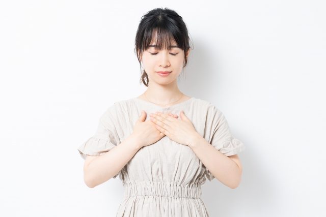 悩みを抱えるイメージ